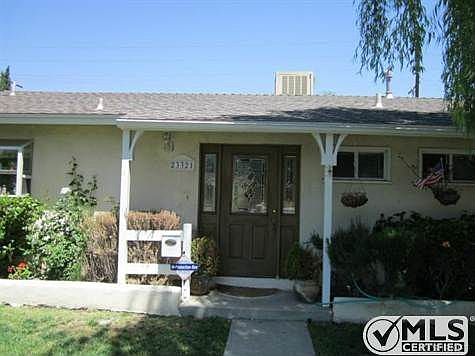 4th image of 23321 Victory Blvd