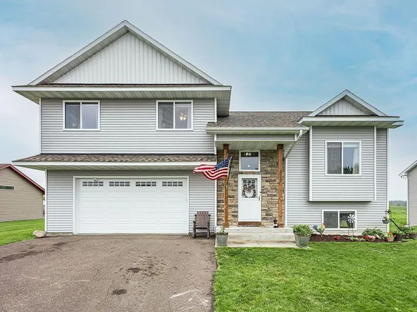 240 Fitzgerald Ave N, Rush City, MN 55069