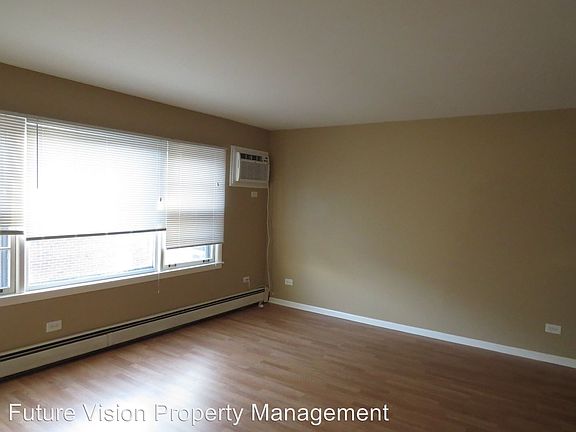 4th image of 3229 Commercial Ave APT 3E