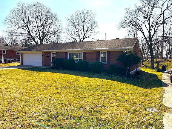 3rd image of 282 Bonnycastle Ave