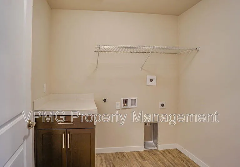 2904 NE 161st Ct — Photo 29