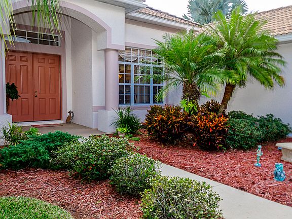 2nd image of 9897 Mar Largo Cir