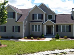 75 S Field Fls, Monroe, NY 10950