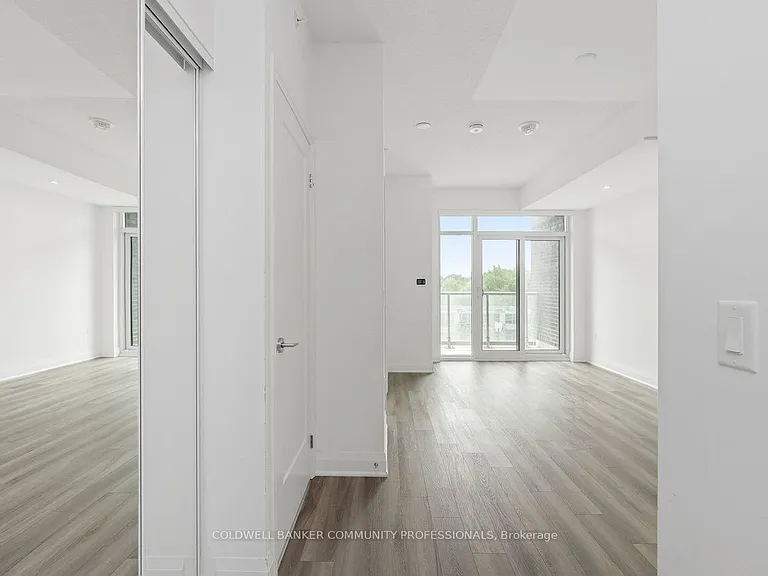 3220 Sheppard Ave E #16 — Photo 11
