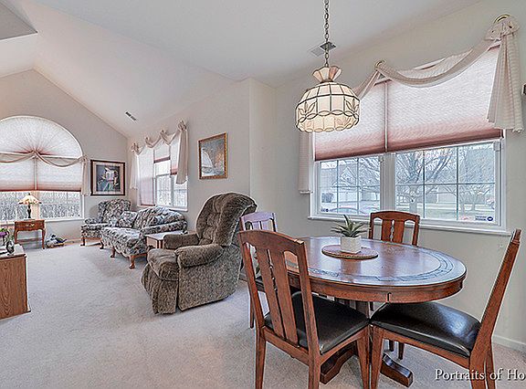3rd image of 1632 Fairwood Pl #1632