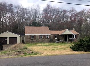 141 Burrs Mill Rd, Southampton, NJ 08088