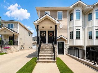 15 Wiltshire Ln, Staten Island, NY 10309