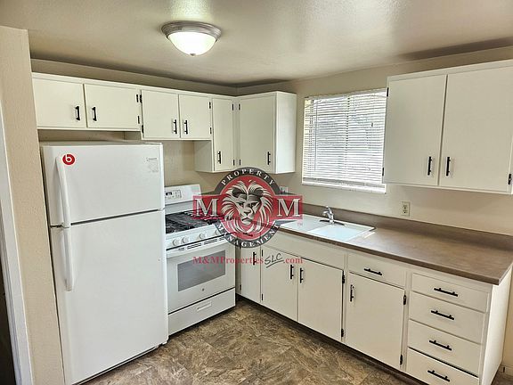 4th image of 3857 W Mooregate Ave