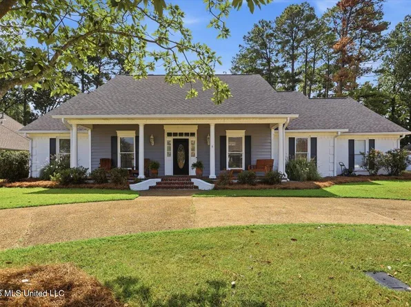 520 Ridge Cir, Brandon, MS 39047