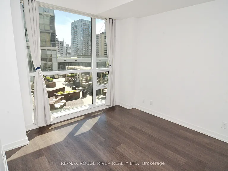 89 Dunfield Ave #509 — Photo 12