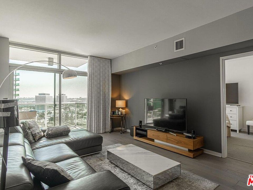 1st image of 13700 Marina Pointe Dr Unit 1431
