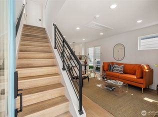 818 B S Sullivan St, Seattle, WA 98108