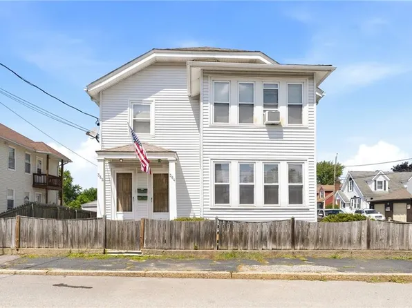 362 Ballou St, Woonsocket, RI 02895