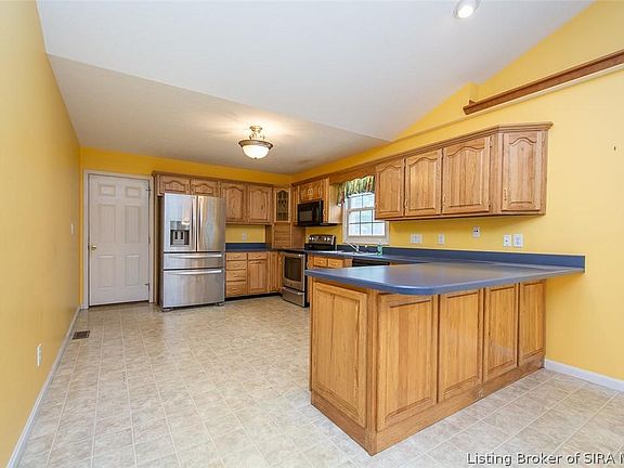 4th image of 6504 Westwood Dr