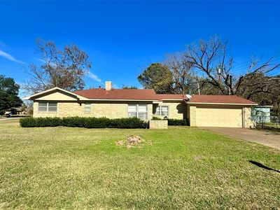 100 Poinsetta Cir, Terrell, TX, 75160