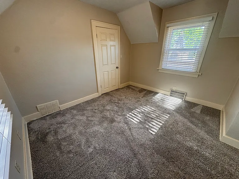 2375 Alpha St #1 — Photo 8