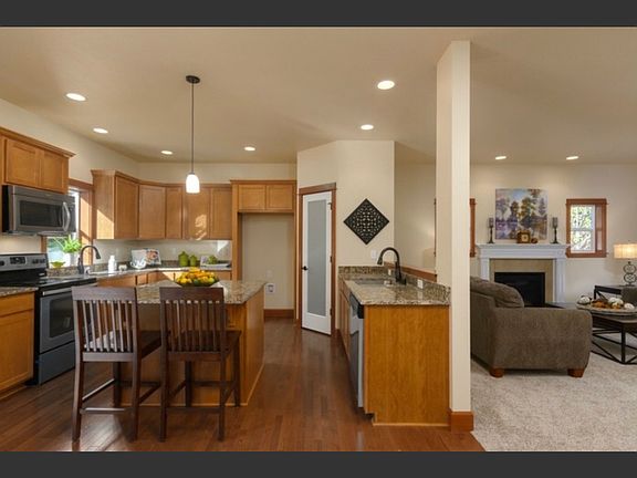 4th image of 2661 NW Birkenfeld Way