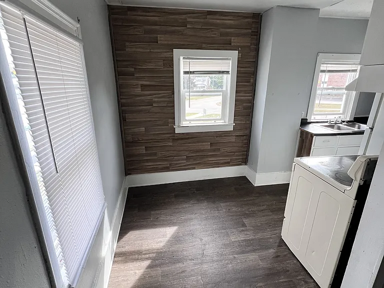 238 S Lincoln St #2 — Photo 5