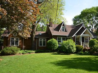 5985 NW 61st Ave, Johnston, IA 50131