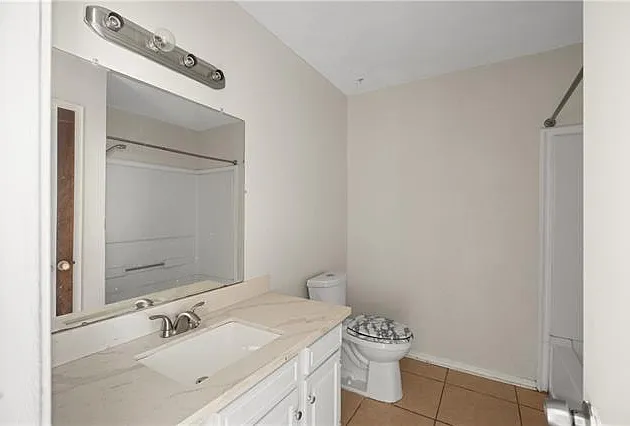 50 Brandon Hall Dr #D — Photo 10