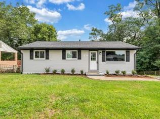 203 Cherryhill Rd NW, Roanoke, VA 24017