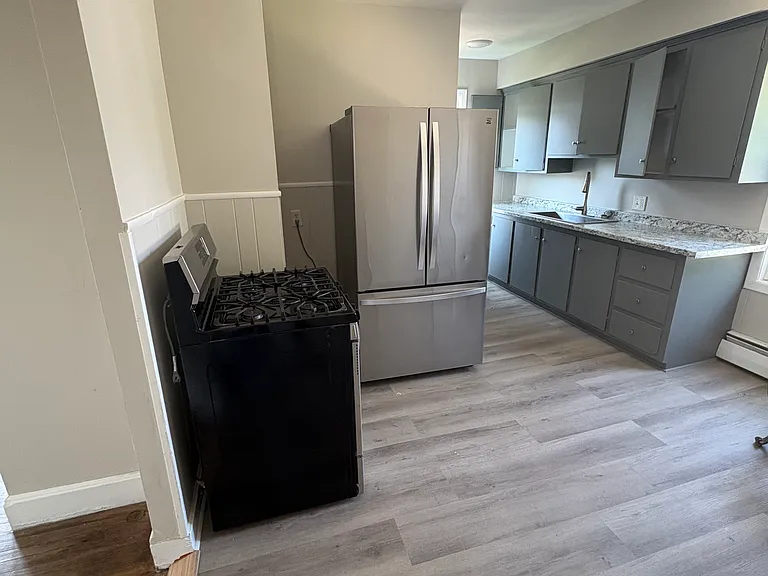 135 Burgess Ave #2 — Photo 14