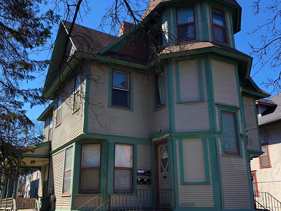 1st image of 815 W Kalamazoo Ave APT 4