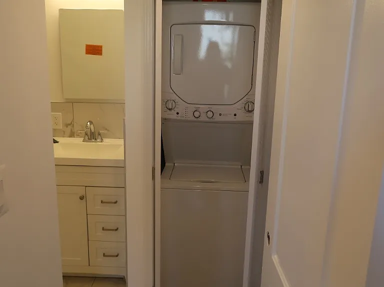 1458 N Bosworth Ave #3M — Photo 12