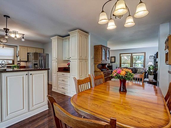 5th image of 2520 W Abbott Ave #2522