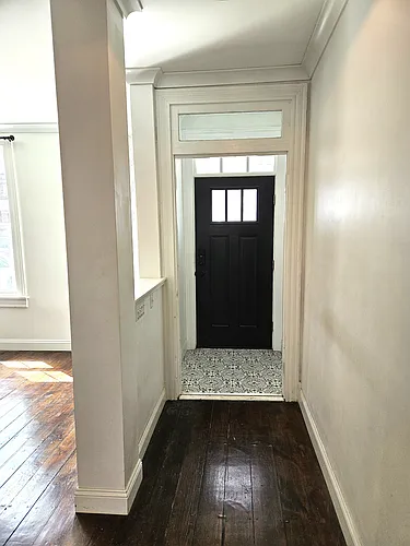 21 W James St Photo 1