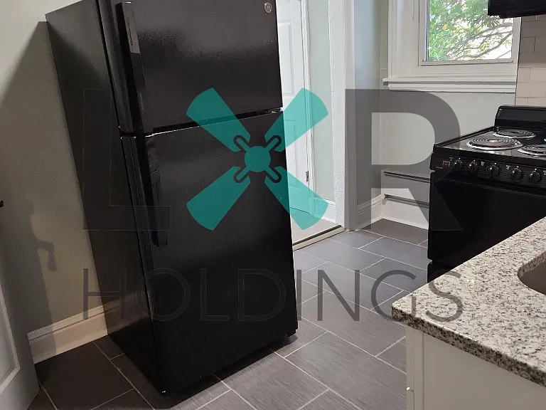 614 Swede St #2F — Photo 6