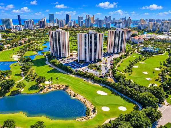 20301 W Country Club Dr APT 1025, Aventura, FL 33180