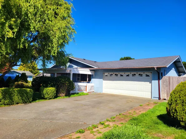 243 Jackie St, Crescent City, CA 95531