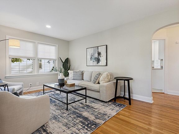 5th image of 2617 Willa Dr