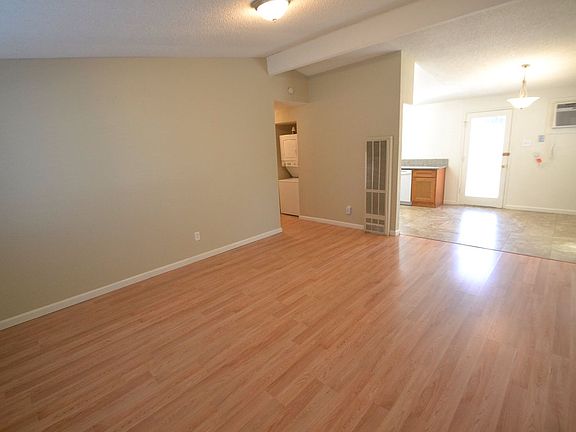 3rd image of 3640 Buhler Way