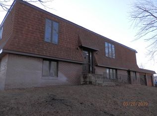 3210 E Gregory St, Grand Island, NE 68801