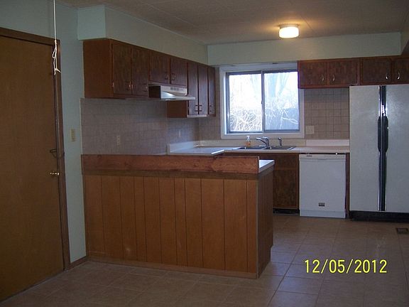3rd image of 8103 E Penway St
