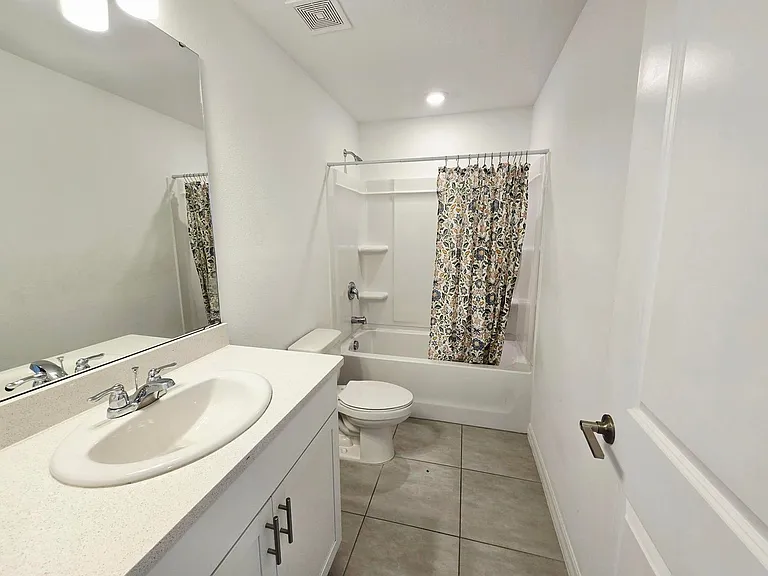 11946 Glenside Ter — Photo 11
