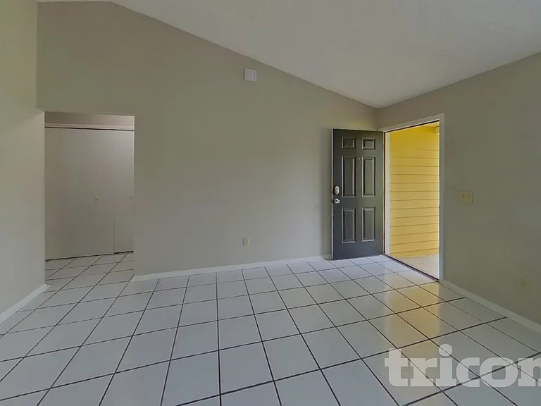 4739 Harpers Ferry Ln — Photo 15
