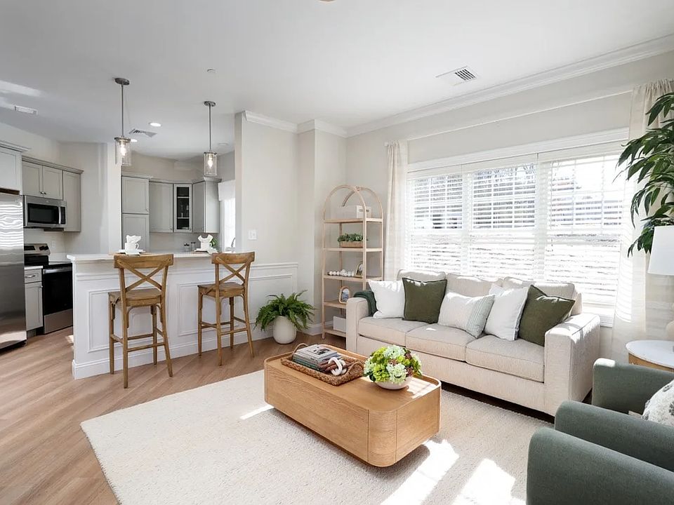 2nd image of 74 Rockingham Rd #48-210