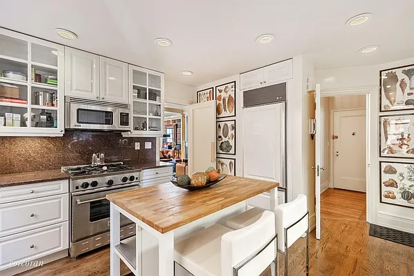 Sold by Corcoran | media 4