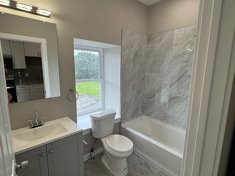 6658 Keystone St #8 — Photo 4