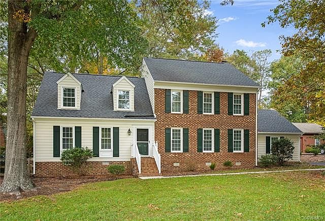 1st image of 1706 Cloister Dr