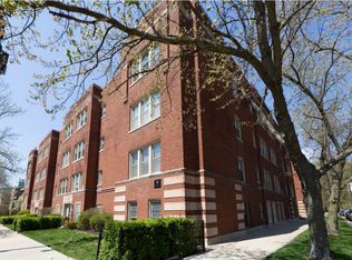 1900 W Pratt Blvd #1904-1A, Chicago, IL 60626