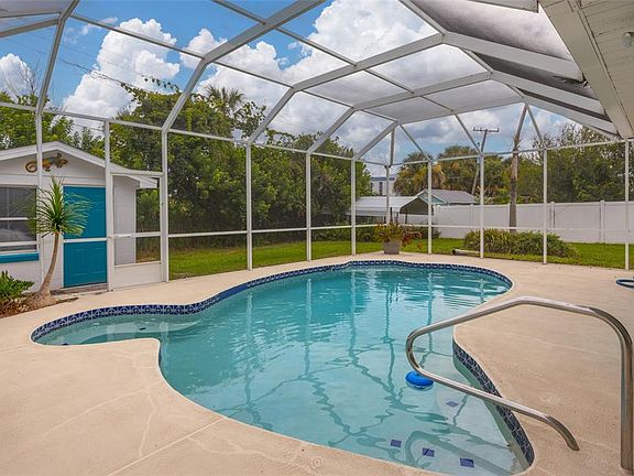 2nd image of 1256 BEL AIRE DRIVE