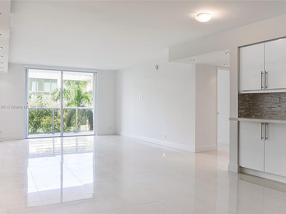 2nd image of 6039 Collins Ave APT 531