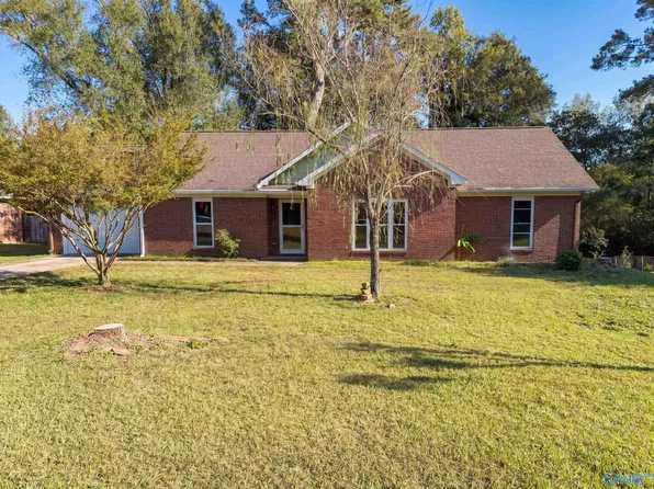 206 Ohara Dr, Albertville, AL 35950