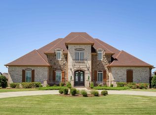 107 Stone Ridge Dr, Tuscumbia, AL 35674