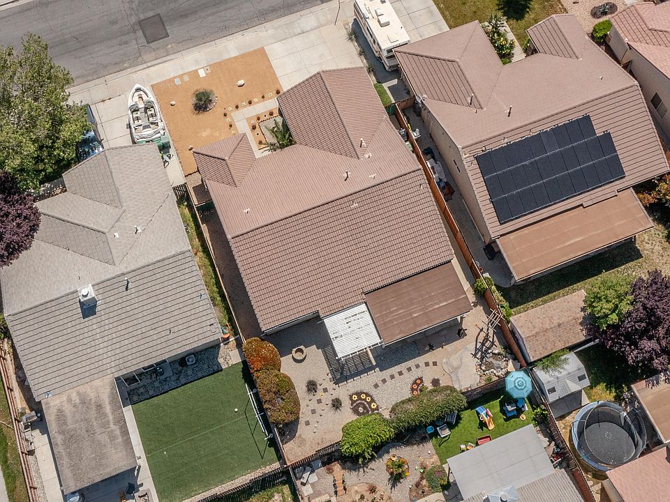 1st image of 45757 Knightsbridge St
