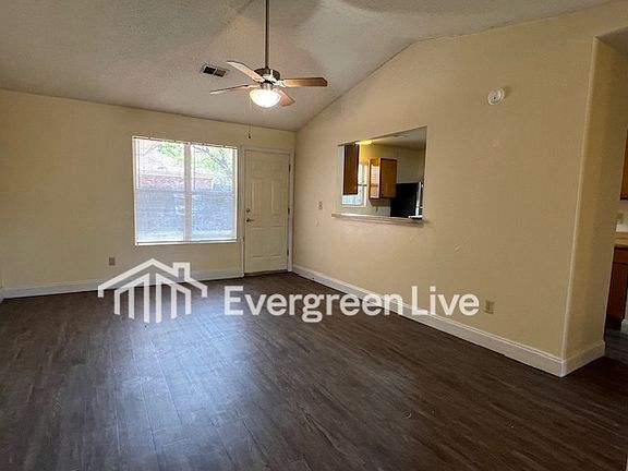 4th image of 103 Willow Gardens Ct